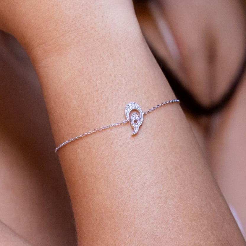Arabic Initial Bracelet (هـ)