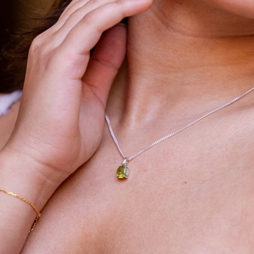Natural Peridot Oval Pendant